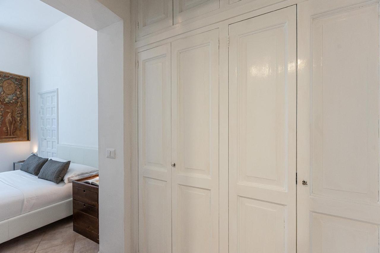 Amazing Historical Apartment - Jewish Ghetto Рим Екстериор снимка