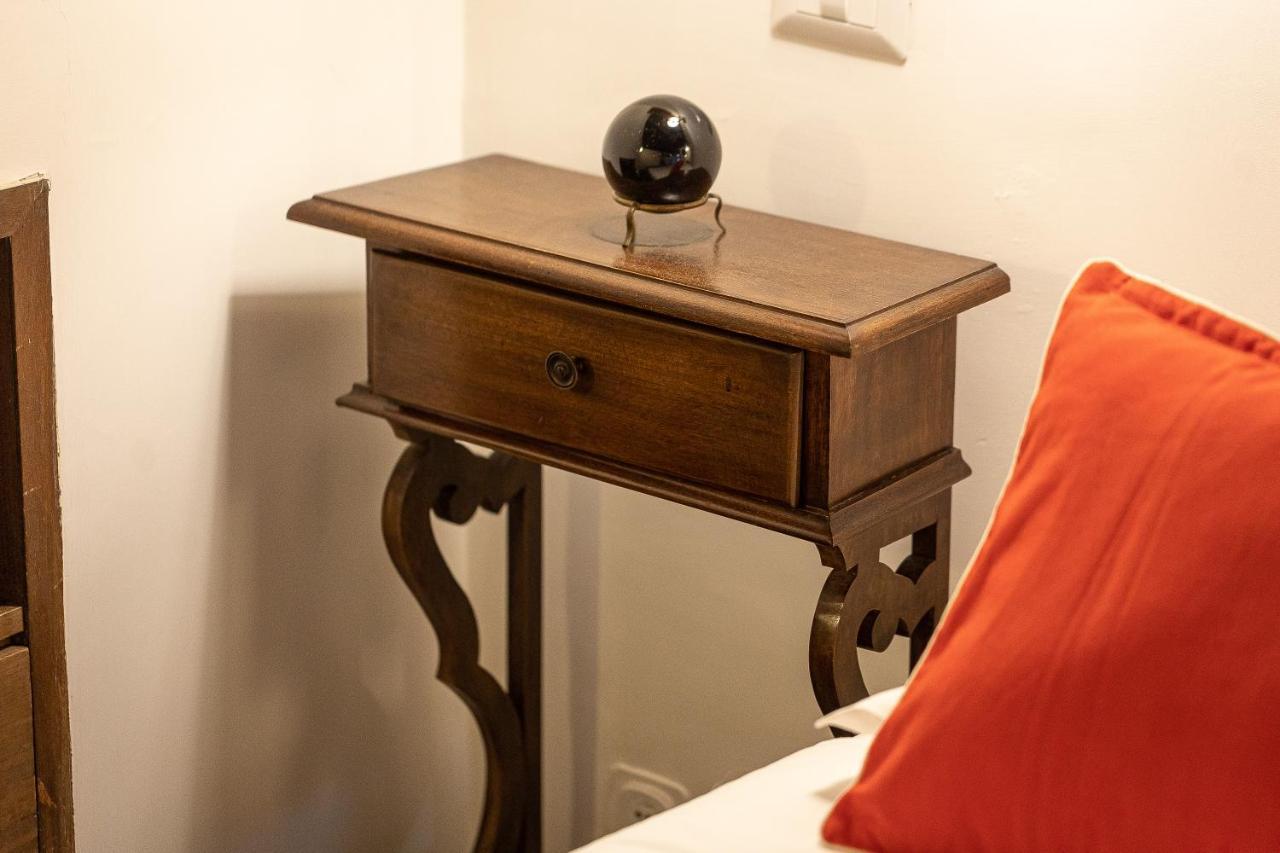 Amazing Historical Apartment - Jewish Ghetto Рим Екстериор снимка