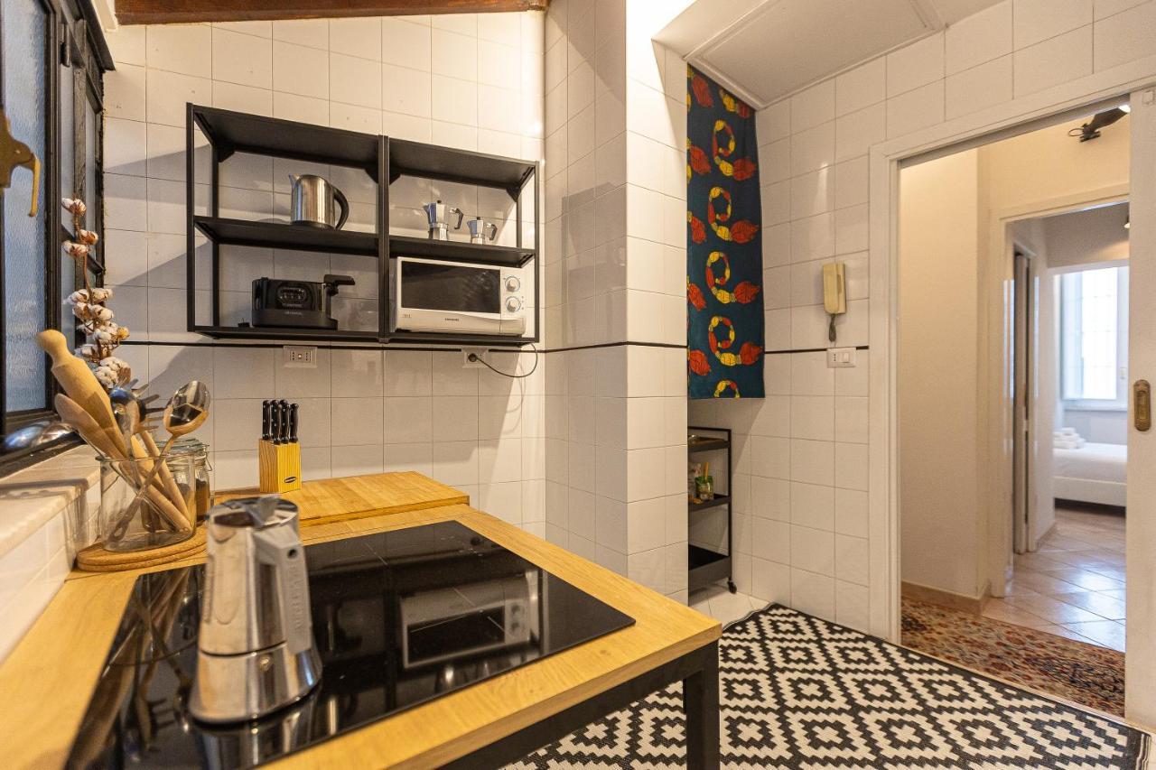 Amazing Historical Apartment - Jewish Ghetto Рим Екстериор снимка