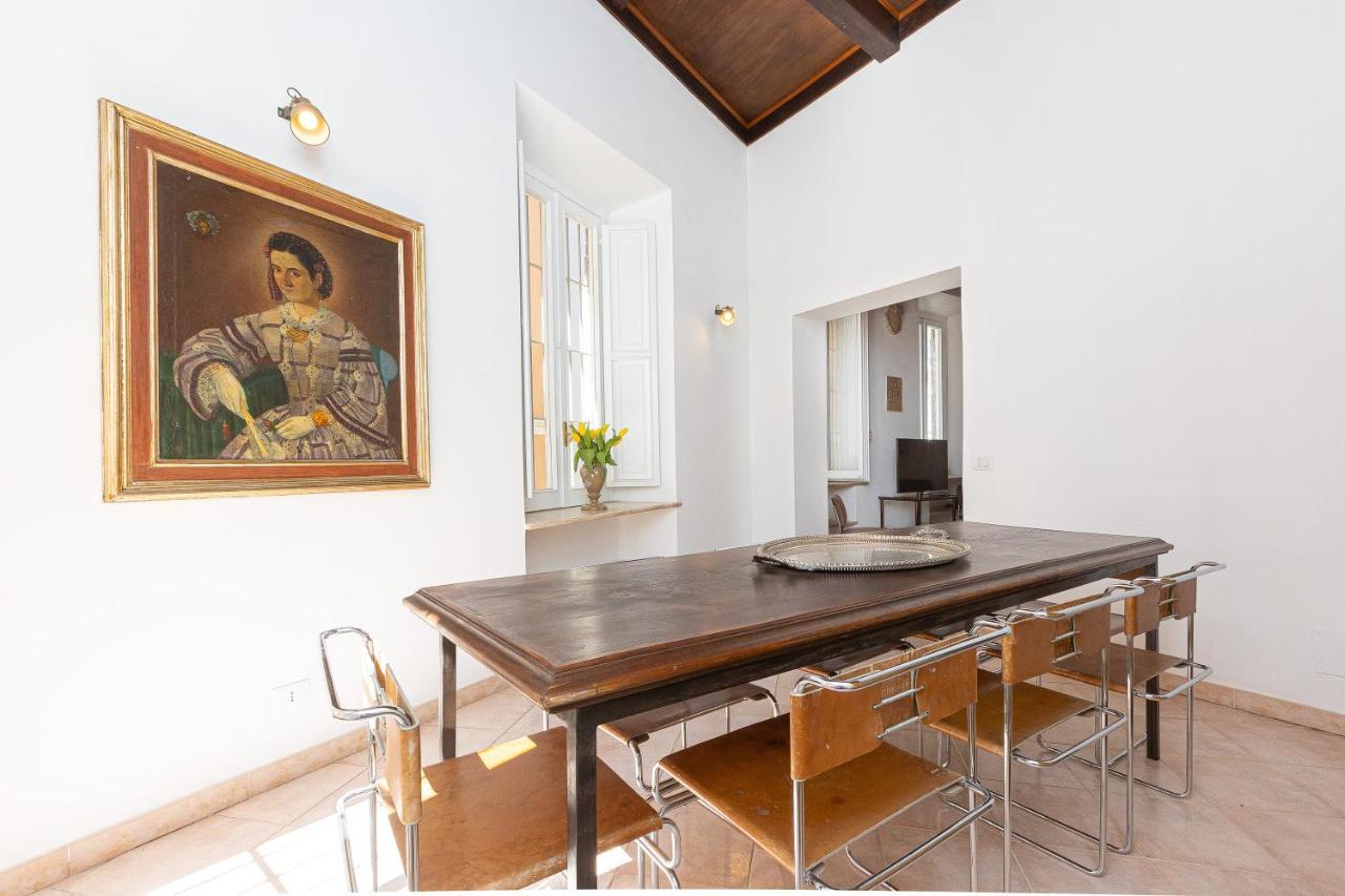 Amazing Historical Apartment - Jewish Ghetto Рим Екстериор снимка
